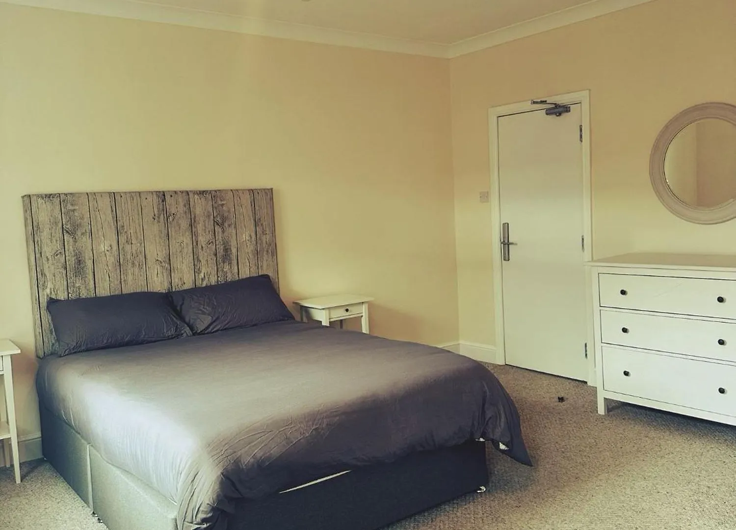 Castle View, 96 Friar Lane Apartment Nottingham 0*,  United Kingdom